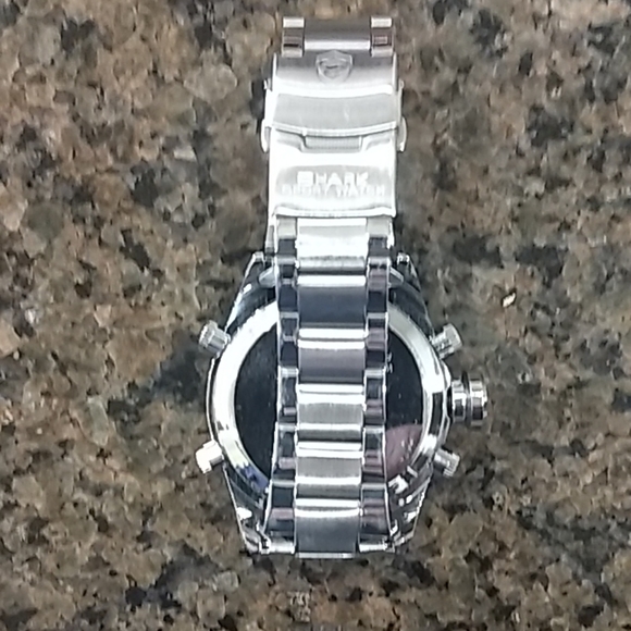 Watch - Picture 2 of 2